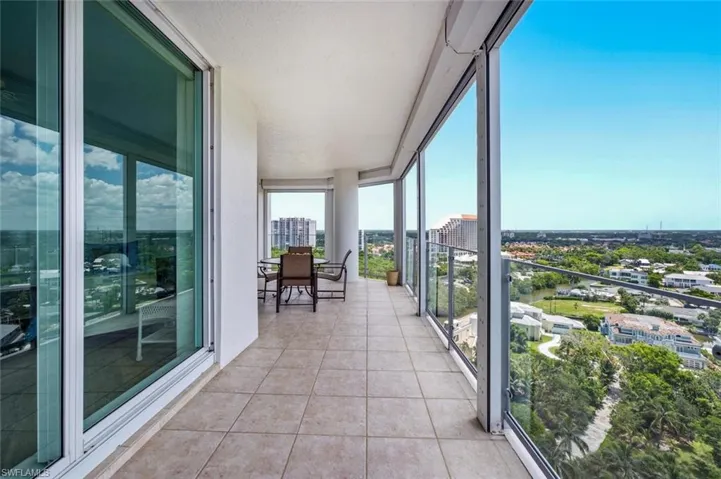 60 Seagate Dr 1606, Naples, Florida 34103
