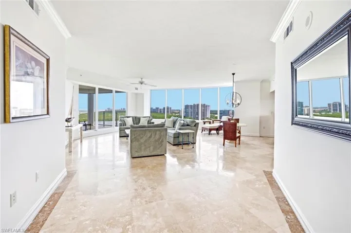 60 Seagate Dr 1606, Naples, Florida 34103
