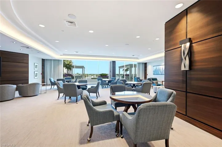 60 Seagate Dr 1606, Naples, Florida 34103