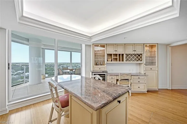 60 Seagate Dr 1606, Naples, Florida 34103