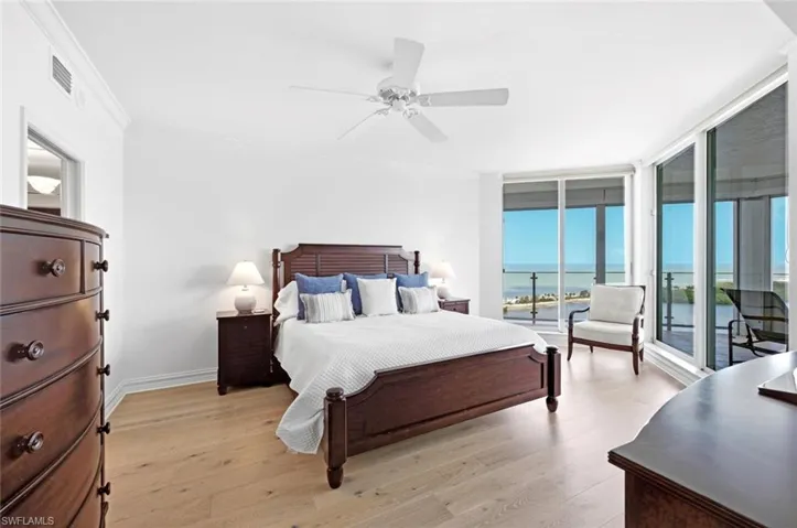 60 Seagate Dr 1606, Naples, Florida 34103