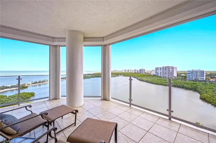 60 Seagate Dr 1606, Naples, Florida 34103