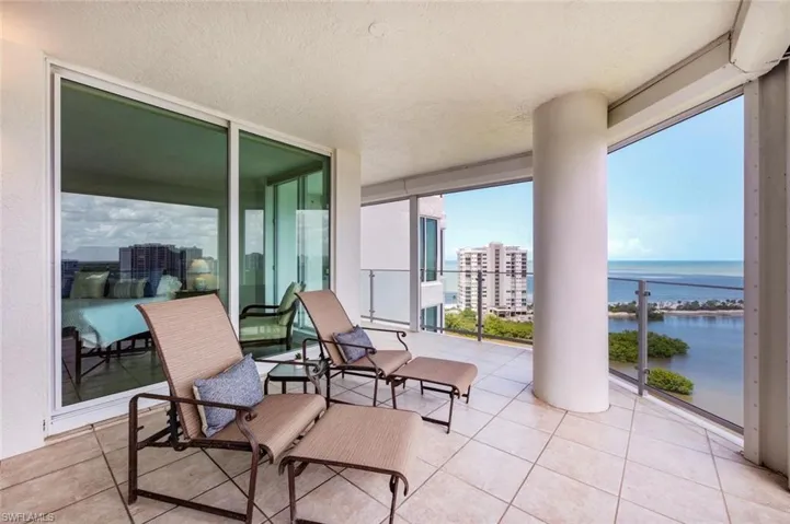 60 Seagate Dr 1606, Naples, Florida 34103