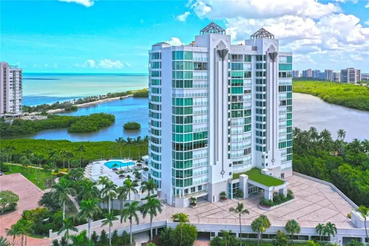 60 Seagate Dr 1606, Naples, Florida 34103