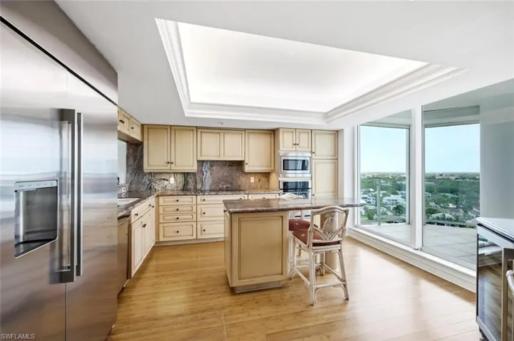 60 Seagate Dr 1606, Naples, Florida 34103