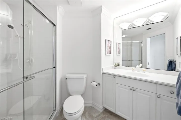 60 Seagate Dr 1606, Naples, Florida 34103