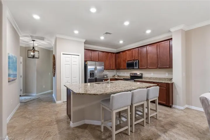 9187  Woodhurst  DR, Naples, FL 34120