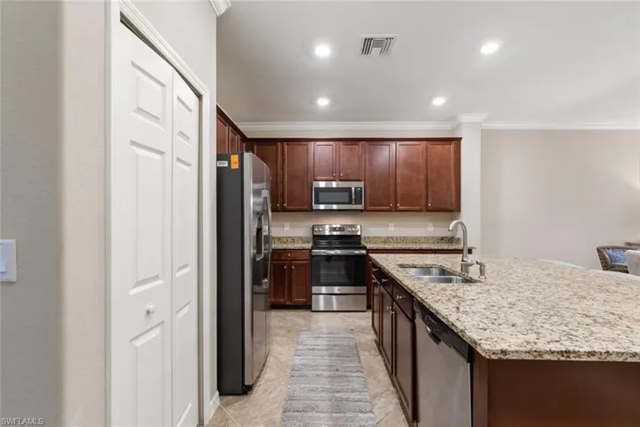 9187  Woodhurst  DR, Naples, FL 34120