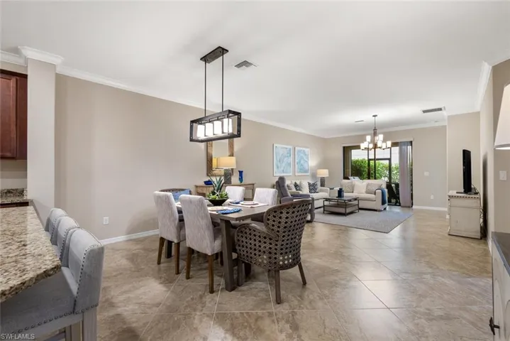 9187  Woodhurst  DR, Naples, FL 34120