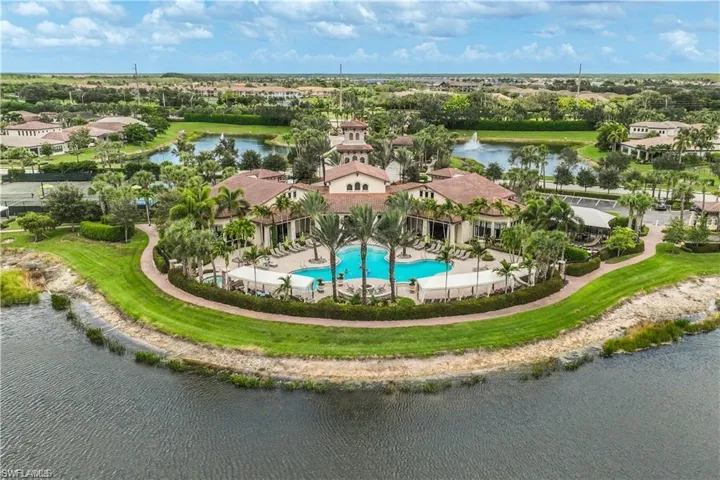 9187  Woodhurst  DR, Naples, FL 34120