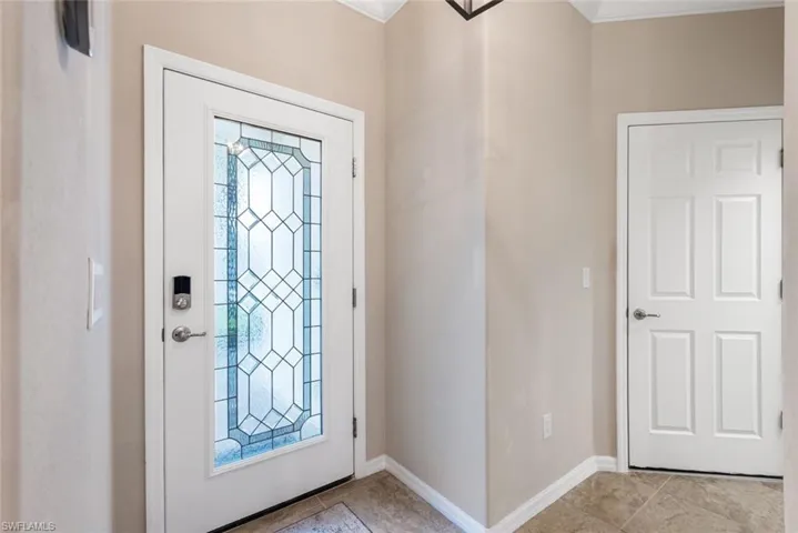 9187  Woodhurst  DR, Naples, FL 34120