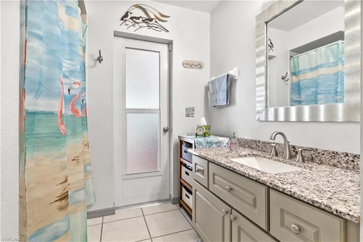 Guest Bath/Pool Bath