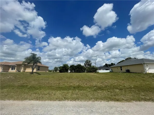 1031 Ne 12th Ter, Cape Coral Fl 33909