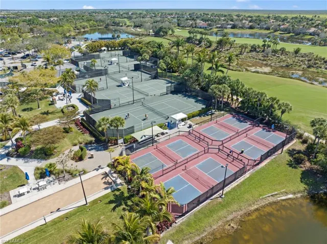 9097  Cherry Oaks  TRL, Naples, FL 34114