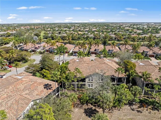 9097  Cherry Oaks  TRL, Naples, FL 34114