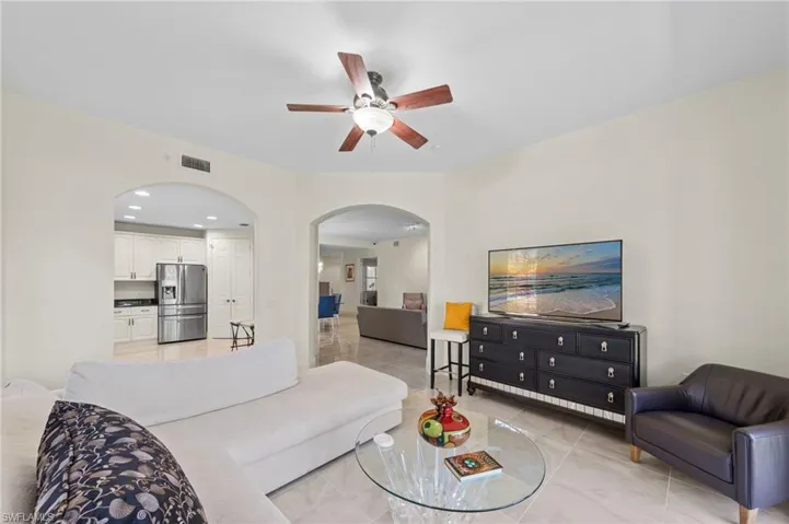 9097  Cherry Oaks  TRL, Naples, FL 34114