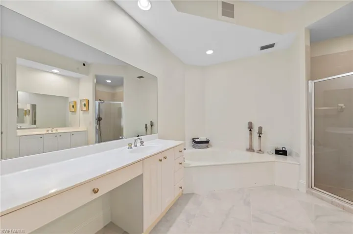 9097  Cherry Oaks  TRL, Naples, FL 34114