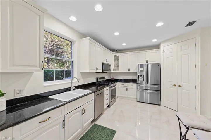 9097  Cherry Oaks  TRL, Naples, FL 34114
