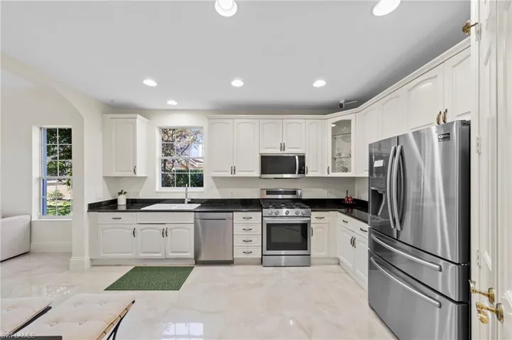 9097  Cherry Oaks  TRL, Naples, FL 34114