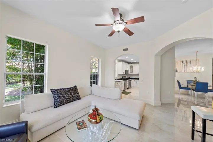 9097  Cherry Oaks  TRL, Naples, FL 34114