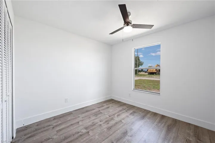 1331 Ne 12th Ave, Cape Coral, Florida 33909