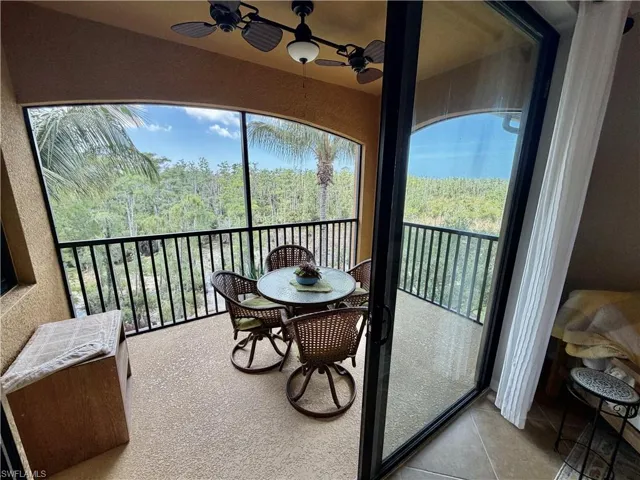 9715  ACQUA  CT, Naples, FL 34113