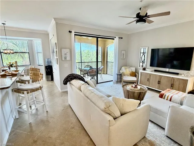 9715  ACQUA  CT, Naples, FL 34113