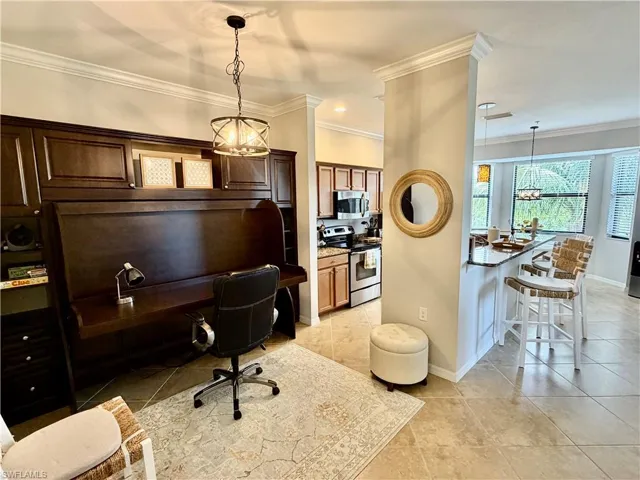 9715  ACQUA  CT, Naples, FL 34113