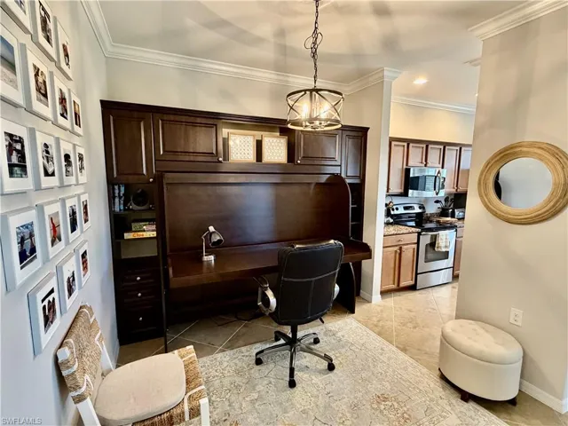 9715  ACQUA  CT, Naples, FL 34113
