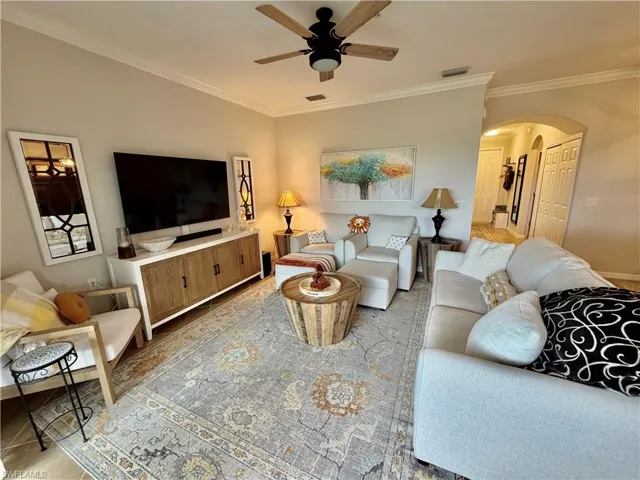 9715  ACQUA  CT, Naples, FL 34113