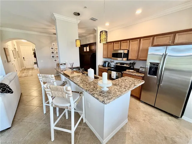 9715  ACQUA  CT, Naples, FL 34113