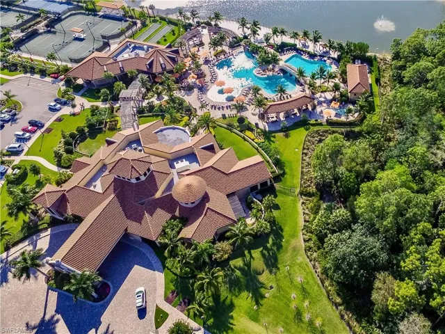 9715  ACQUA  CT, Naples, FL 34113