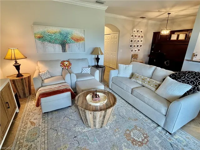 9715  ACQUA  CT, Naples, FL 34113