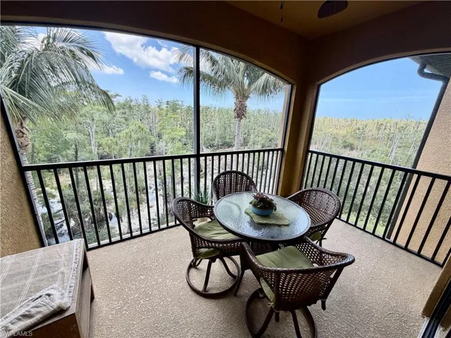 9715  ACQUA  CT, Naples, FL 34113