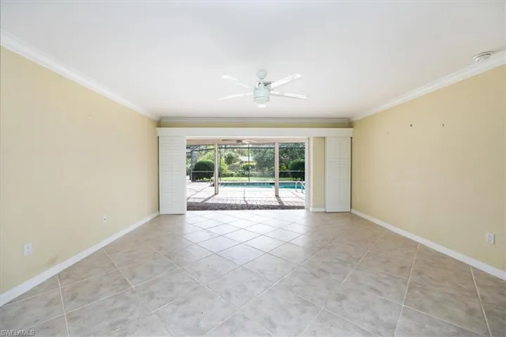 750  Southern Pines  DR, Naples, FL 34103