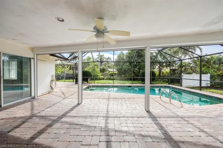750  Southern Pines  DR, Naples, FL 34103
