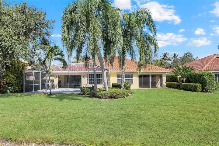 4251  Redonda  LN, Naples, FL 34119