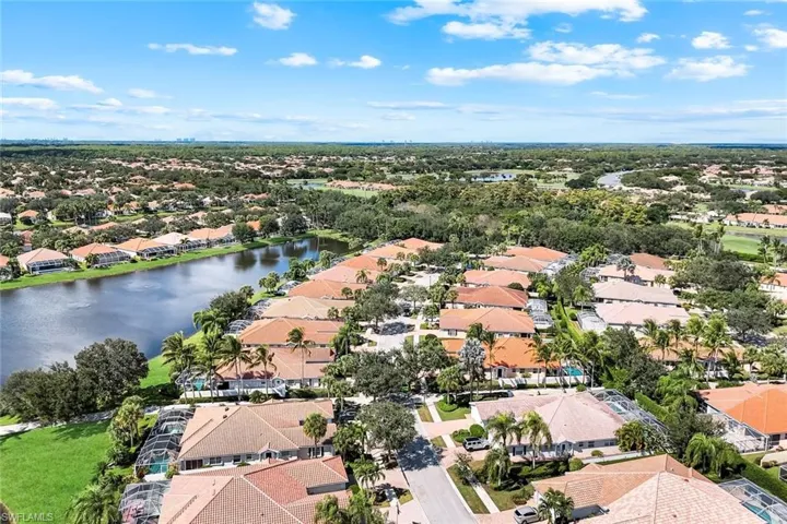 4251  Redonda  LN, Naples, FL 34119