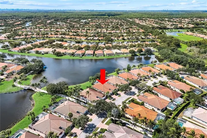 4251  Redonda  LN, Naples, FL 34119