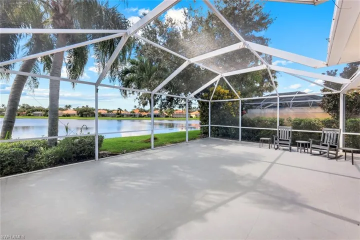 4251  Redonda  LN, Naples, FL 34119