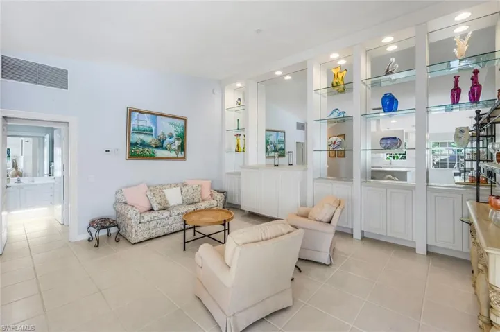 4251  Redonda  LN, Naples, FL 34119