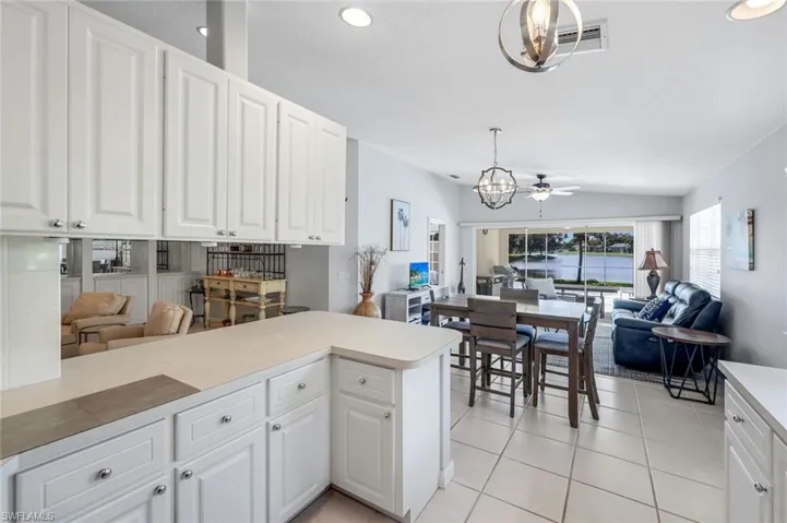 4251  Redonda  LN, Naples, FL 34119