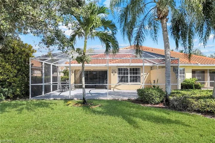 4251  Redonda  LN, Naples, FL 34119
