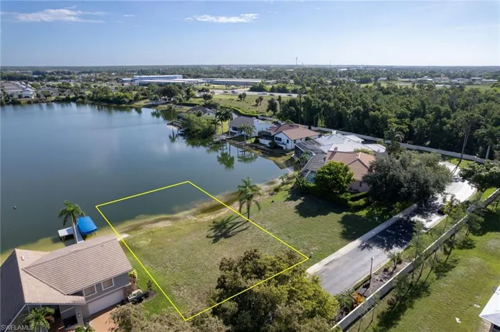 5090 Harborage Dr, Fort Myers, Florida 33908