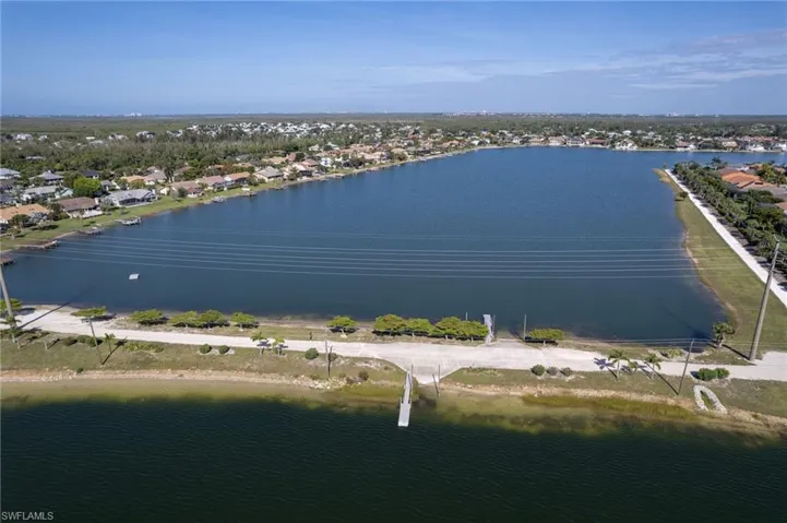 5090 Harborage Dr, Fort Myers, Florida 33908