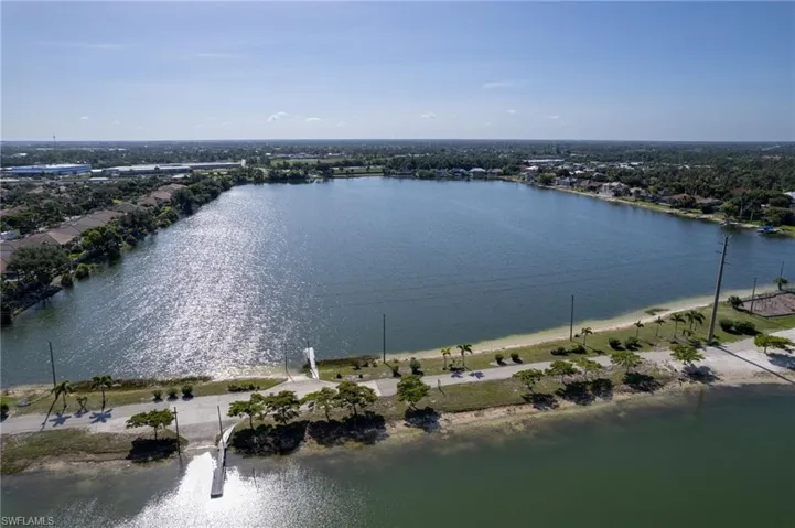 5090 Harborage Dr, Fort Myers, Florida 33908