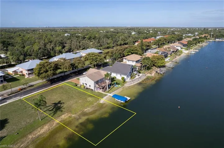 5090 Harborage Dr, Fort Myers, Florida 33908