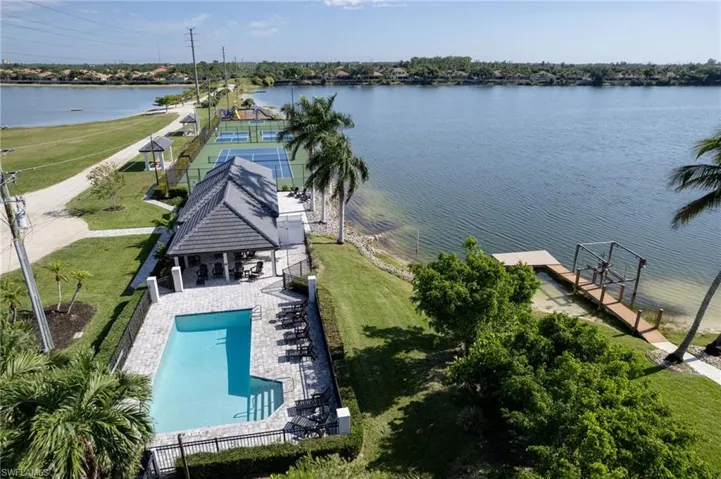 5090 Harborage Dr, Fort Myers, Florida 33908