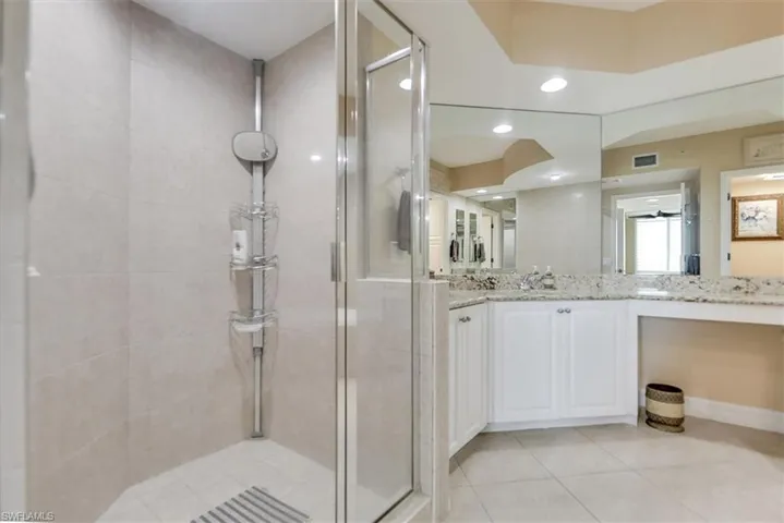 PBA_wwalk-in_shower