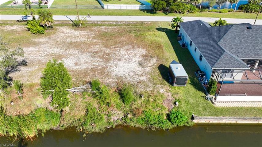 2100 SW 22nd TER, CAPE CORAL FL 33991